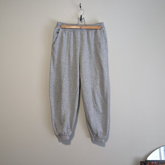 H&M Oversized Grey Sweatpants - Picture 3 of 5